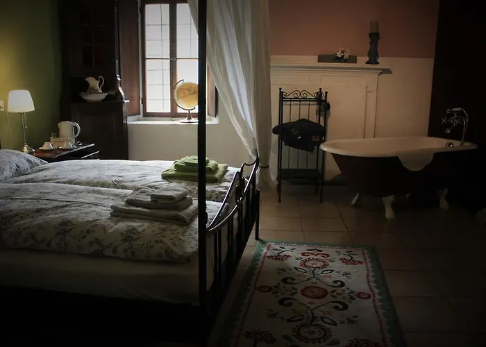 Pensjonat Casa Archi 2*