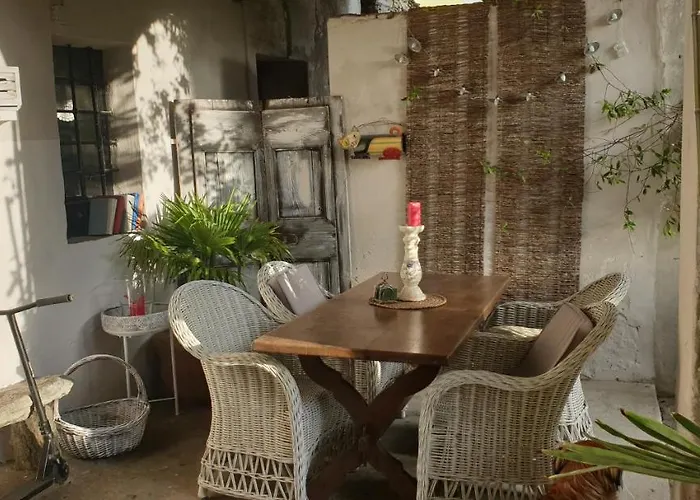 בית הארחה Casa Archi 2*